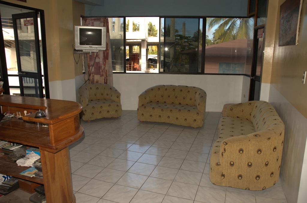 Hostal La Isla Del Descanso Puerto Villamil Exteriör bild